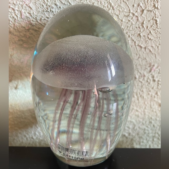 Glow in the Dark Lavender Dynasty Gallery Jellyfish Paper Weight - Picture 2 of 7